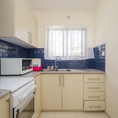 Sports Road Apartments By Dunhill Serviced Apartments Nairobi Exterior photo